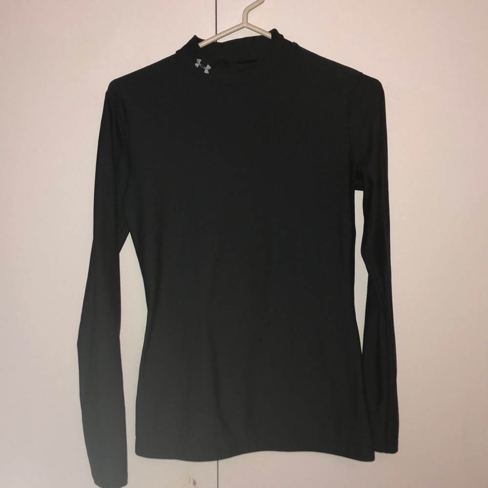 Cold Gear Under Armour Turtle Neck!
